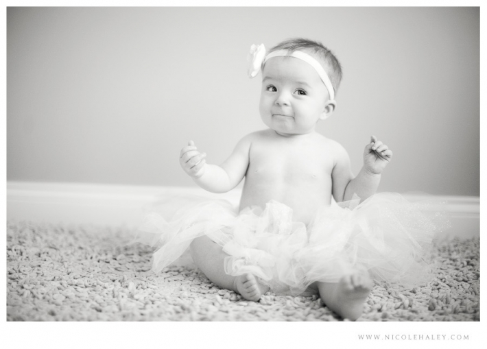 nicole haley photography, ann arbor baby photography, baby in tutu
