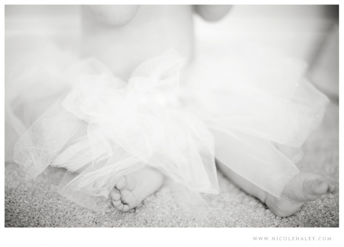 nicole haley photography, ann arbor baby photography, baby in tutu