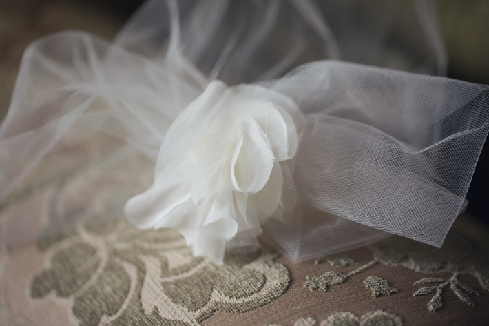 The English Inn wedding, Nicole Haley Photography, Sara Gabriel veil