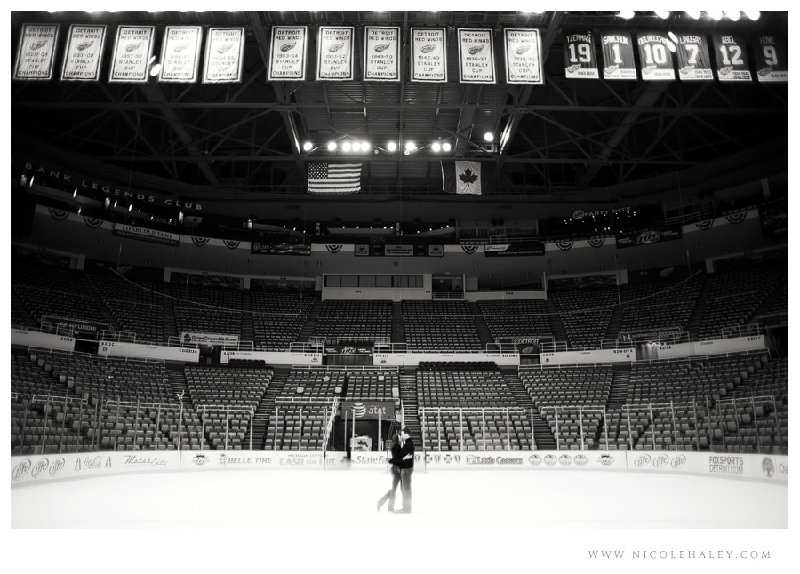 michigan engagement photography in detroit 10 detroit engagement session at joe louis arena