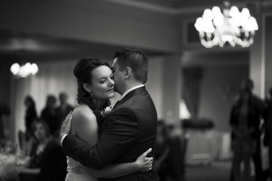 Lansing Country Club Wedding by Nicole Haley Photography